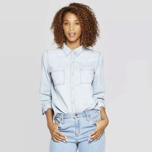 NWT Universal Thread Denim Shirt Light Wash size S